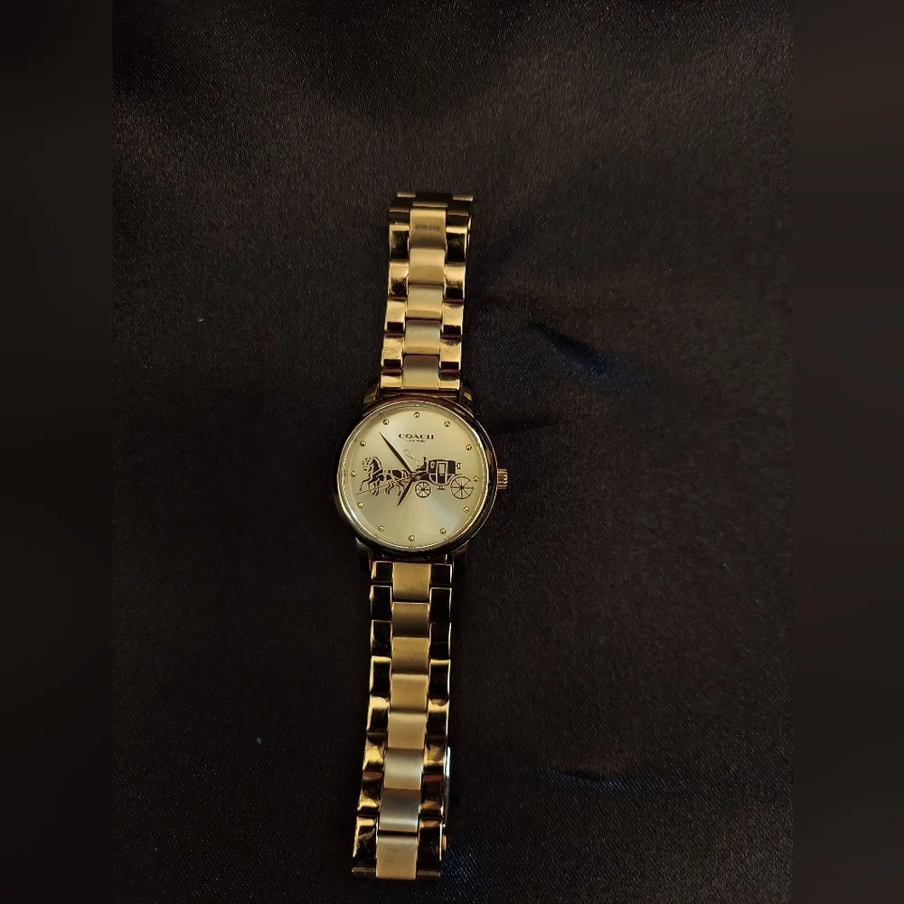 Coach Carriage Watch - Picture 2 of 4